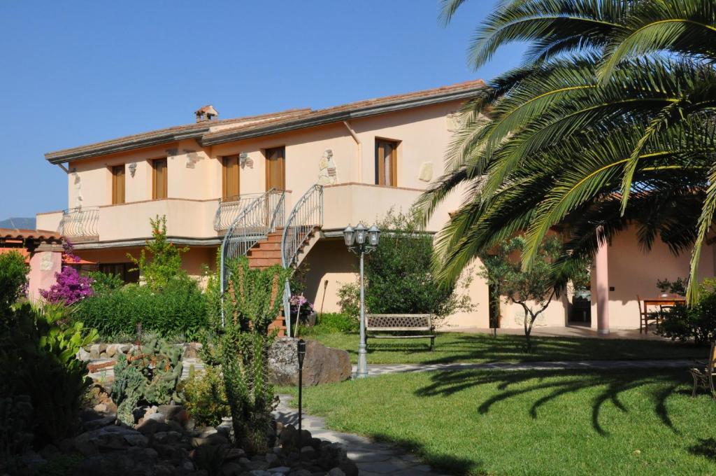 Agriturismo S'Aranada Marrùbiu Buitenkant foto