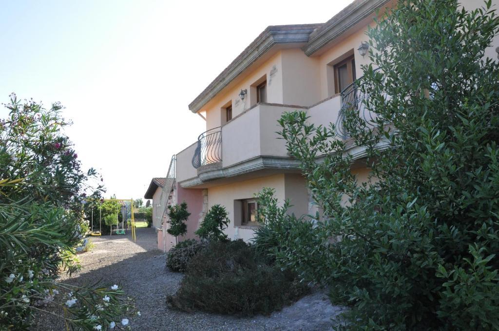 Agriturismo S'Aranada Marrùbiu Buitenkant foto